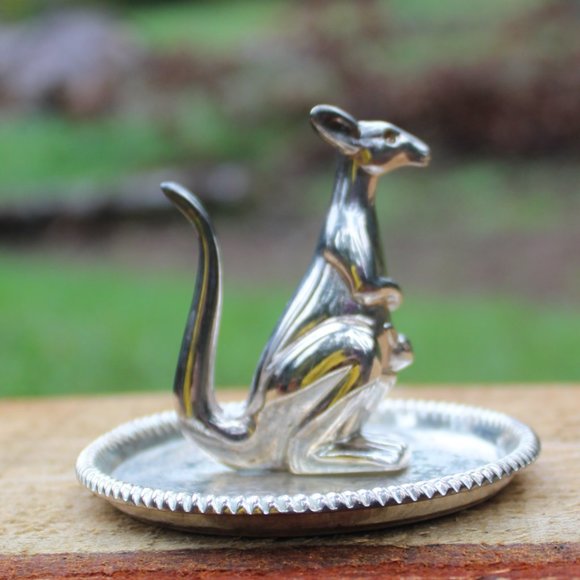 Vintage Kangaroo Ring Holder – Silver-Plated Trinket Dish – 3" – - Picture 3 of 6